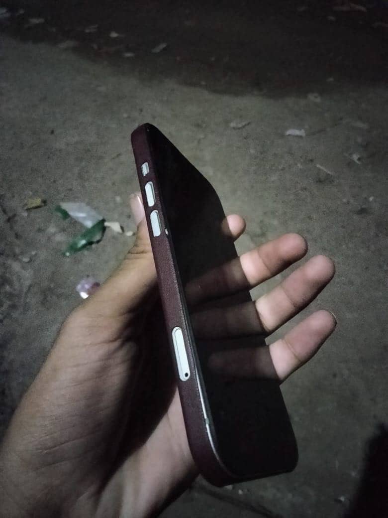 Apple iPhone 15 3