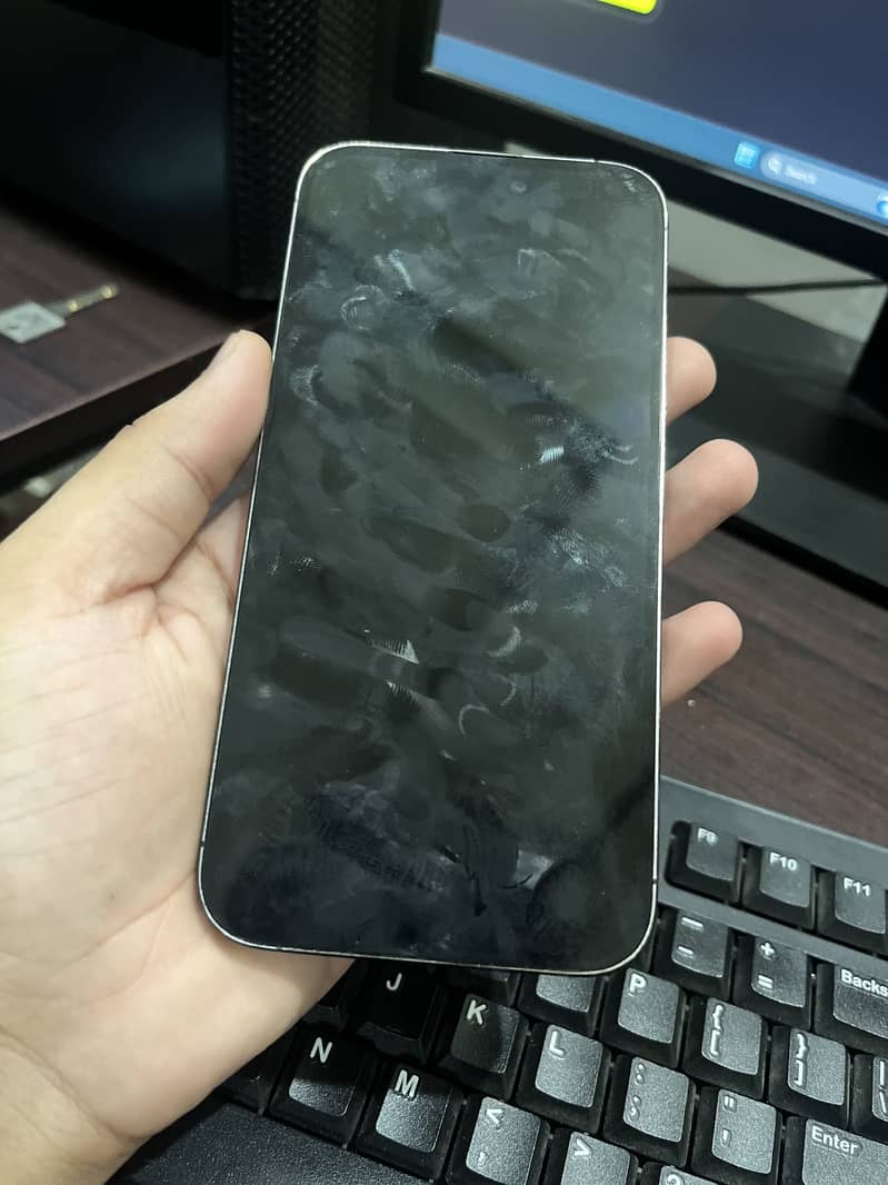 Apple iPhone 14 Pro Max 5