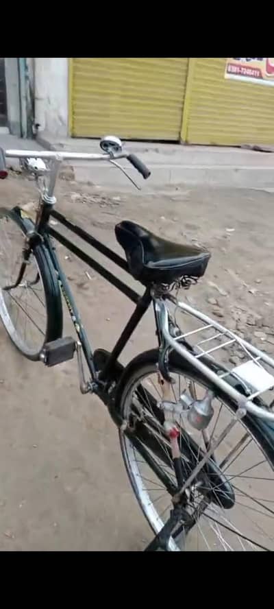 China cycle for sale  Urgent mobile number 03414755859