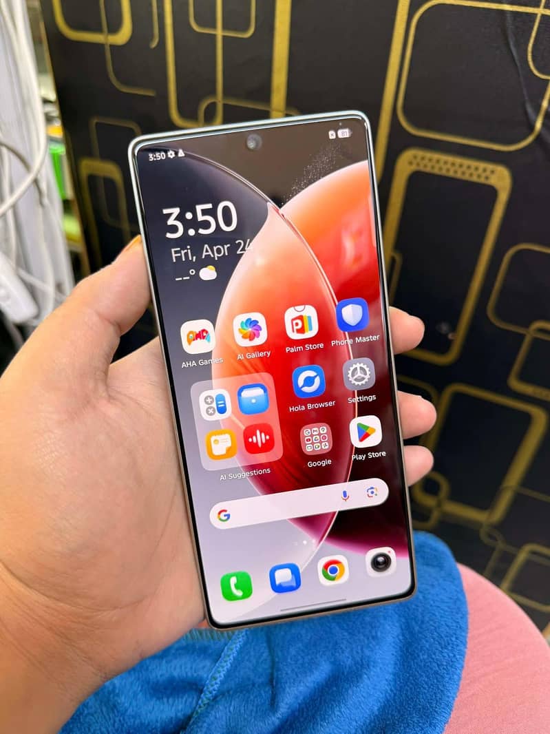 Tecno CAMON 30 0