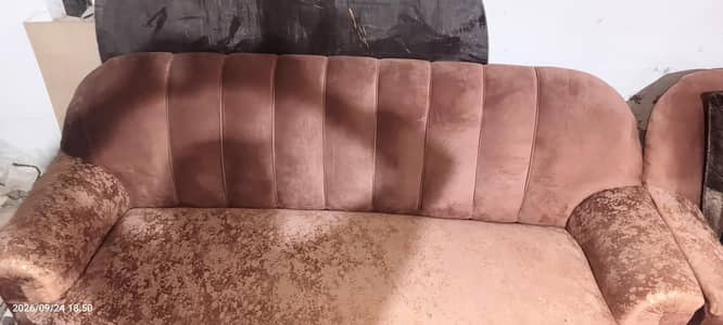 5 seater sofa set  chakwal furniture Near TCS office  .