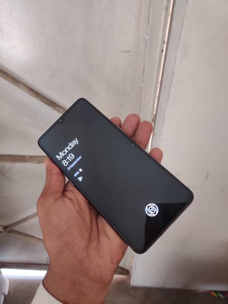One Plus 7T 6