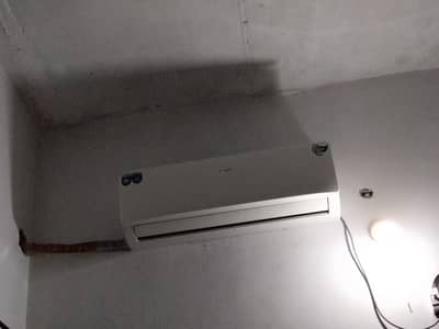1.5 ton DC inverter Ac