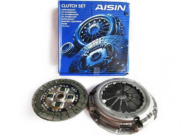 AISIN Clutch Pressure Set for Toyota Corolla SE Saloon Models from 2002 to 2008