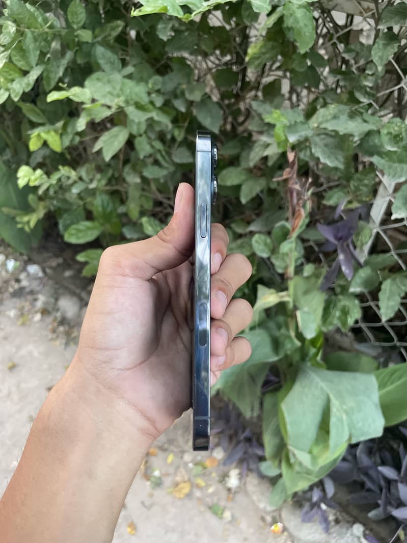 Apple iPhone 13 Pro Max 7