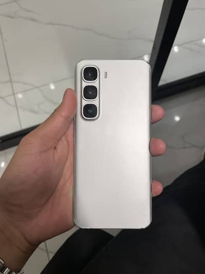 Infinix Hot 60 pro plus 8/256
