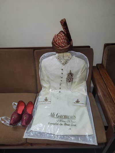 sherwani,pagrhi and khussa