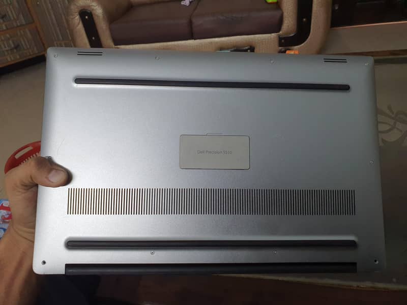 Dell Precision 5510 7