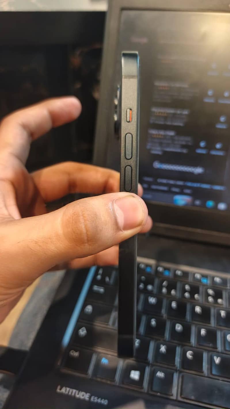 iPhone 14 5