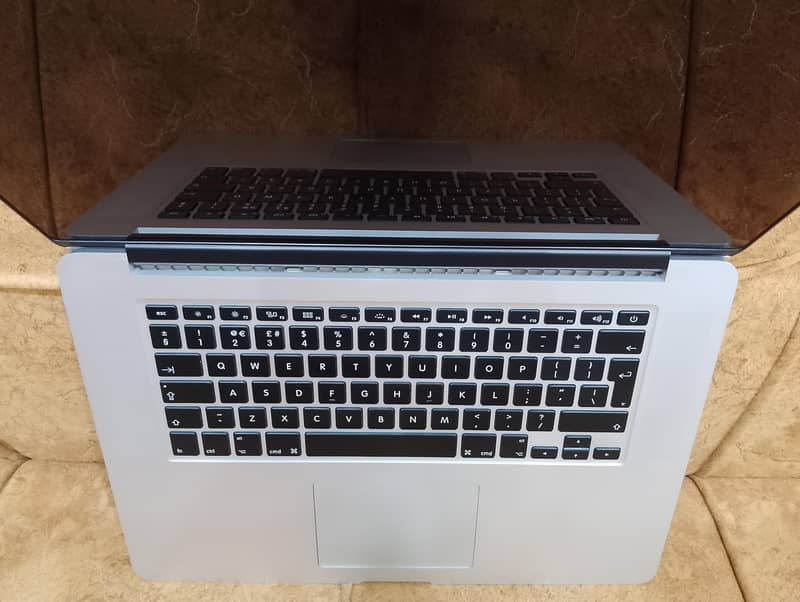 Macbook Pro MID 2014 1