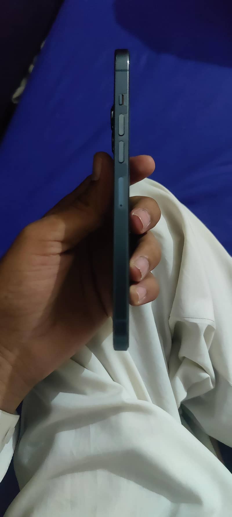 Apple iPhone 13 Pro Max 2