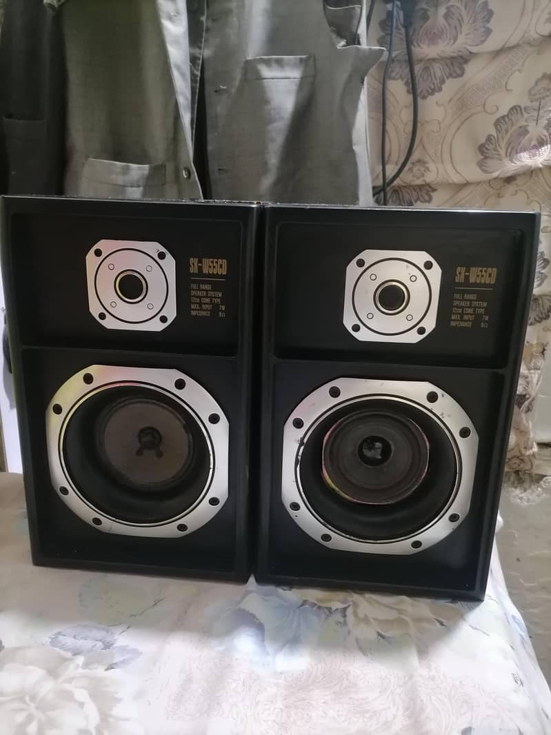 speaker 0