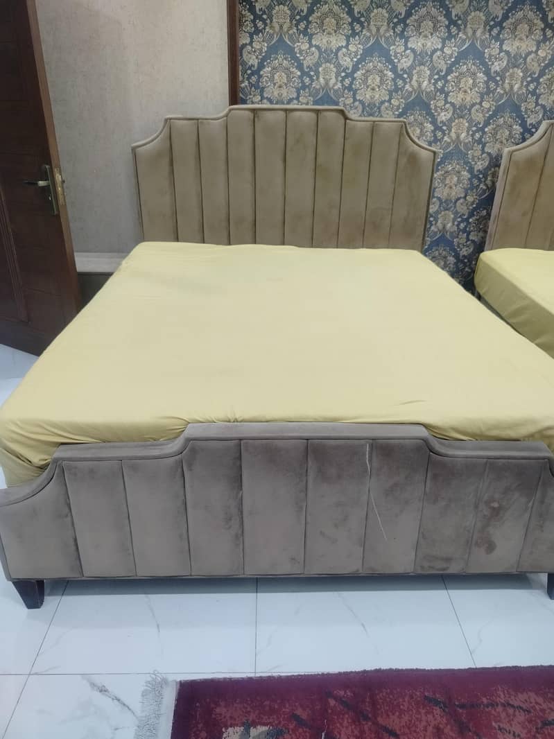 Double Bed Queen Size 1