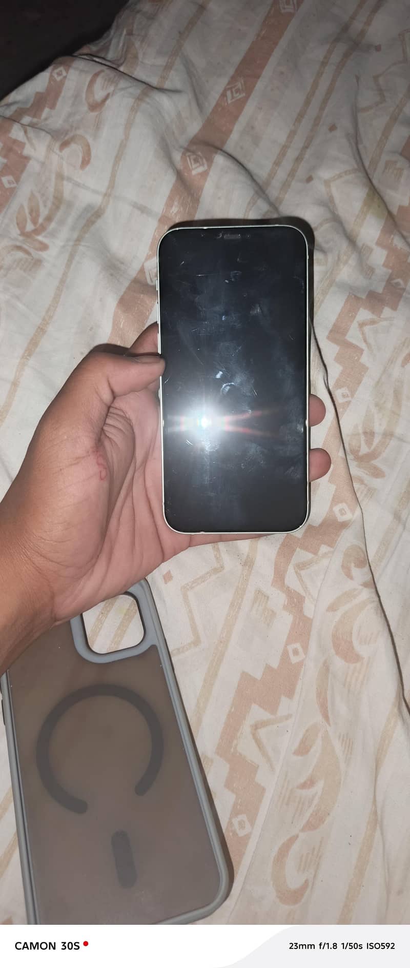 Apple iPhone 12 1