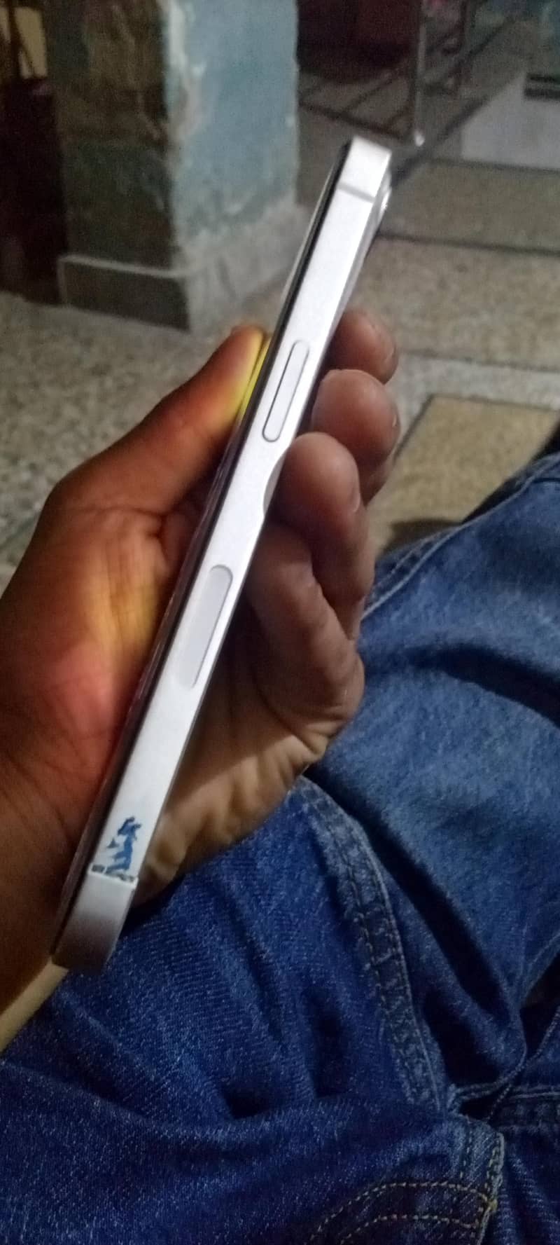 Apple iPhone 13 1