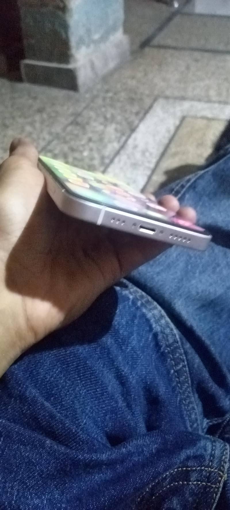 Apple iPhone 13 2