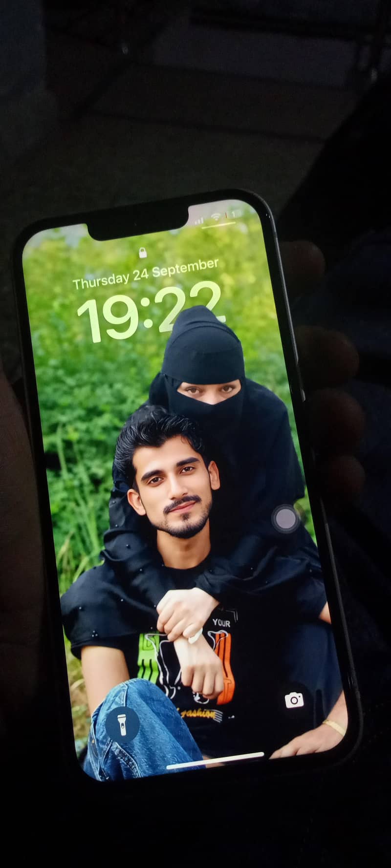 Apple iPhone 13 6