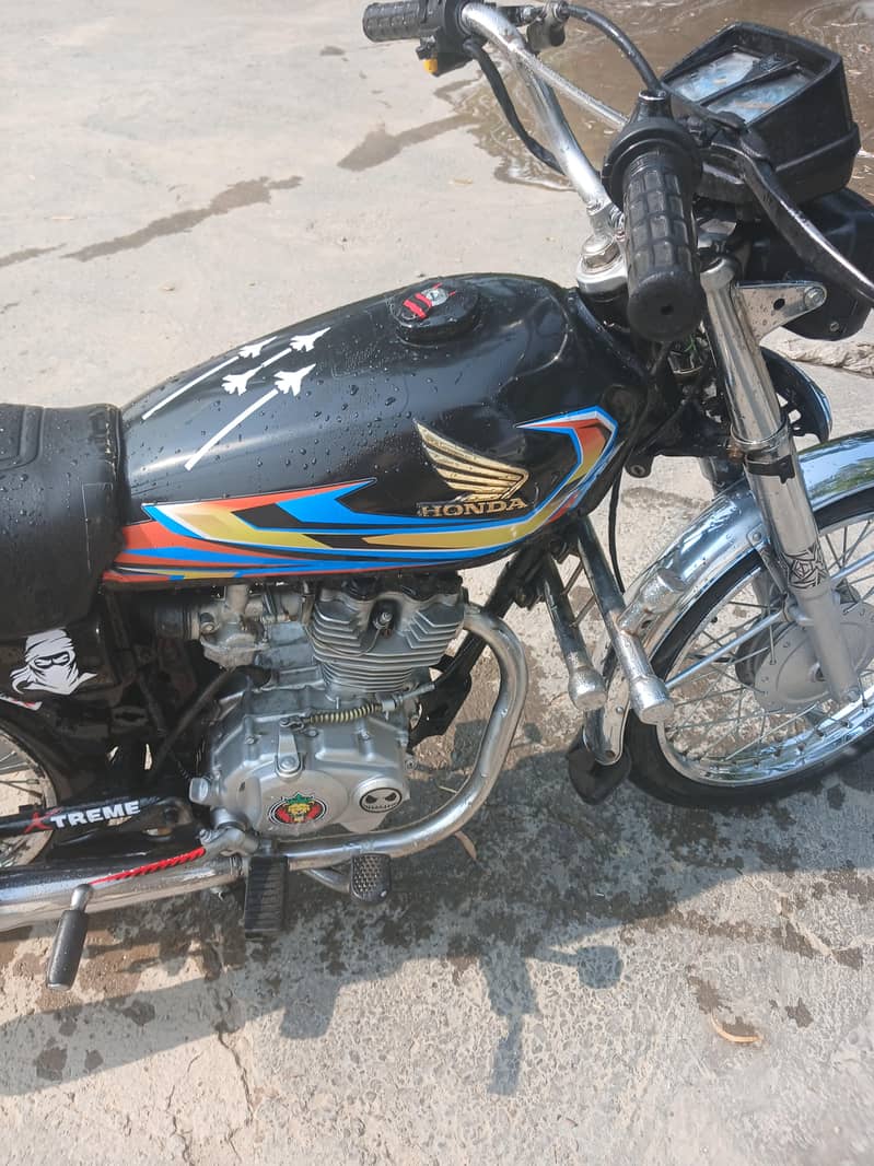 2011 model honda 6