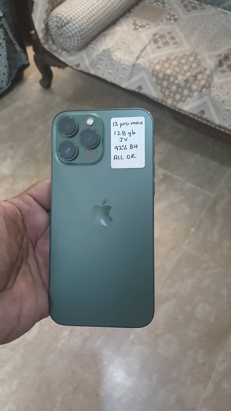 Apple iPhone 13 Pro Max 3