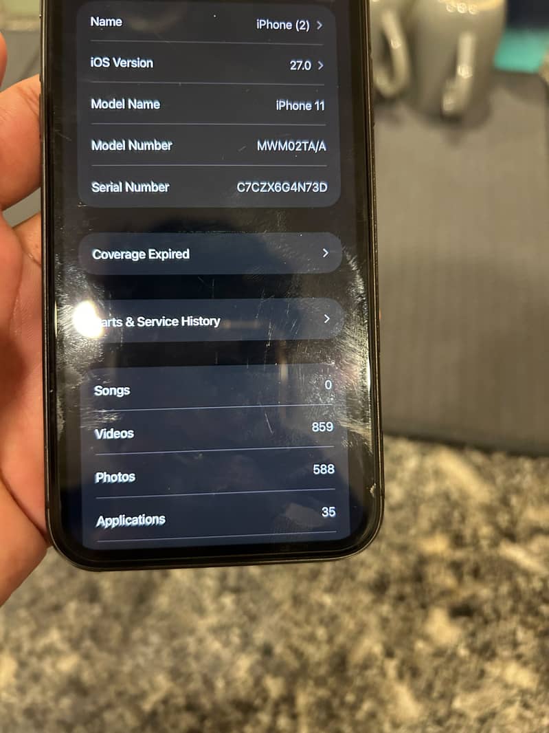 Apple iPhone 11 4