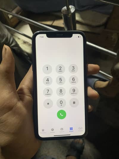 Apple iPhone XR