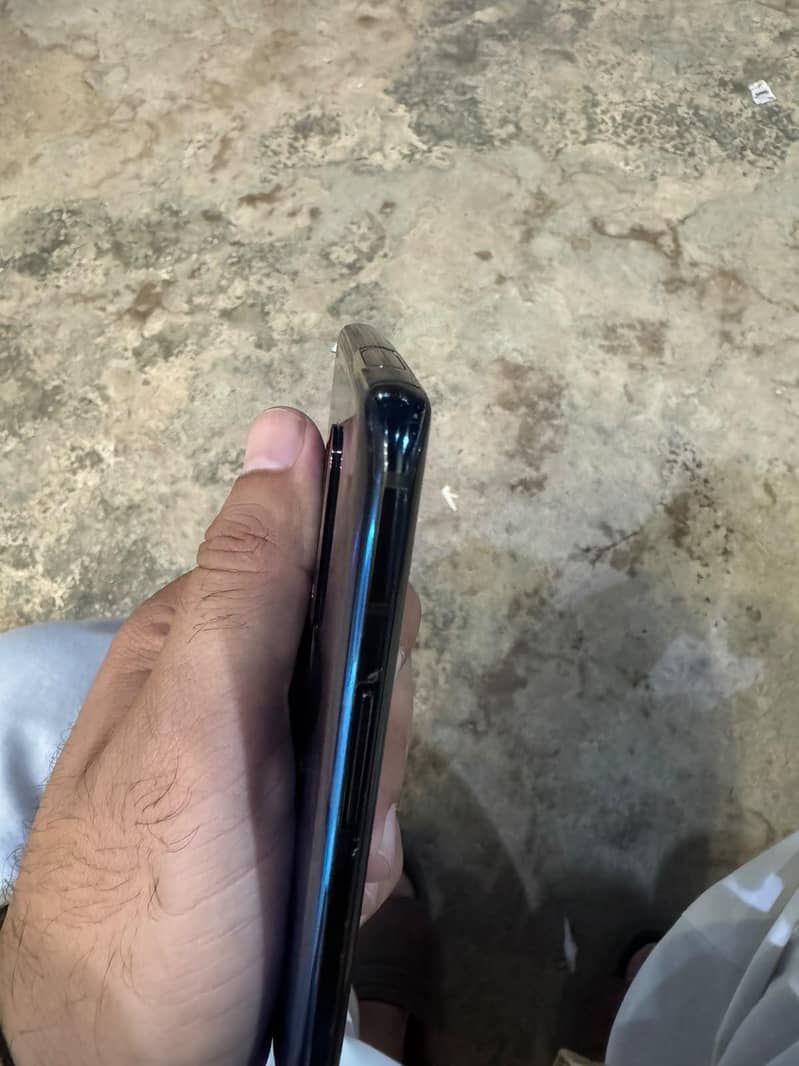 One Plus 7 Pro 3