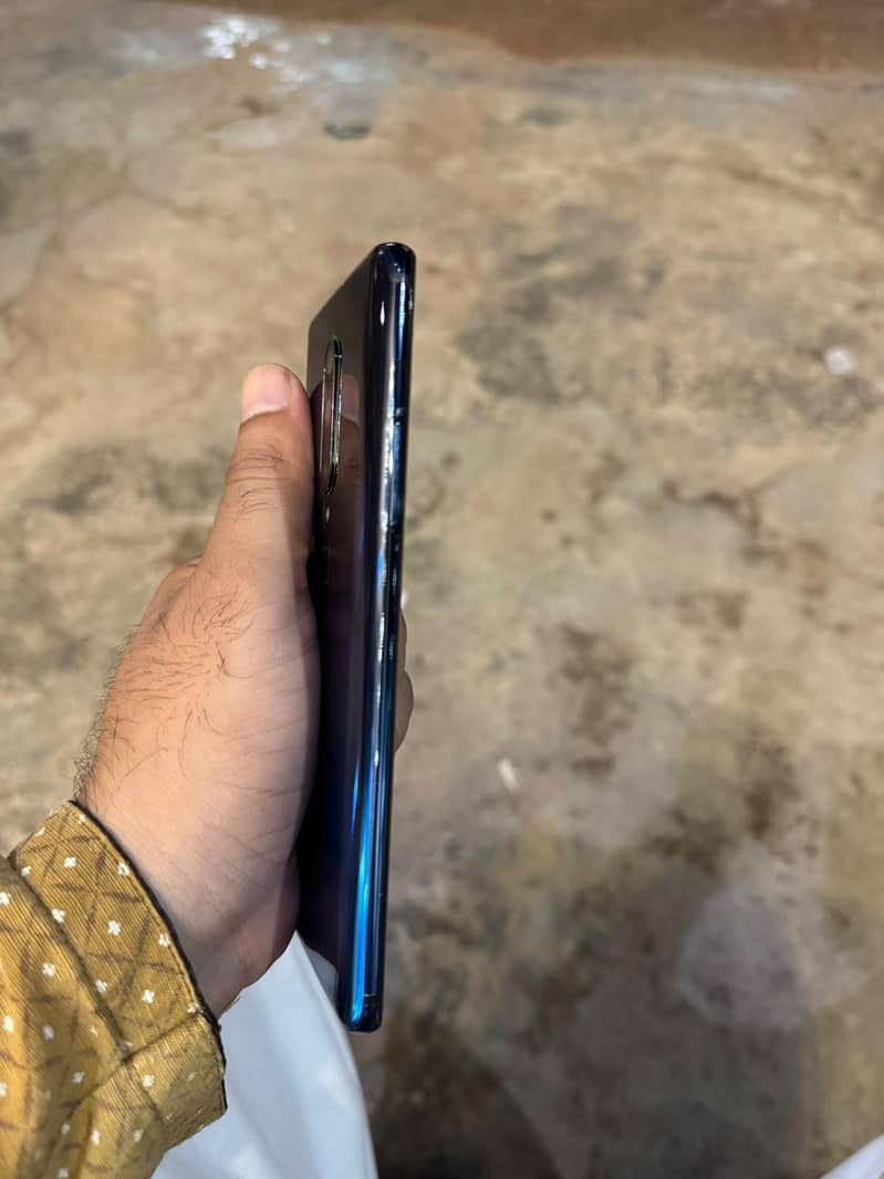 One Plus 7 Pro 6