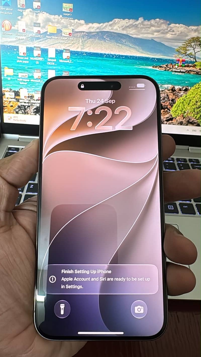 Apple iPhone 15 Pro Max 2