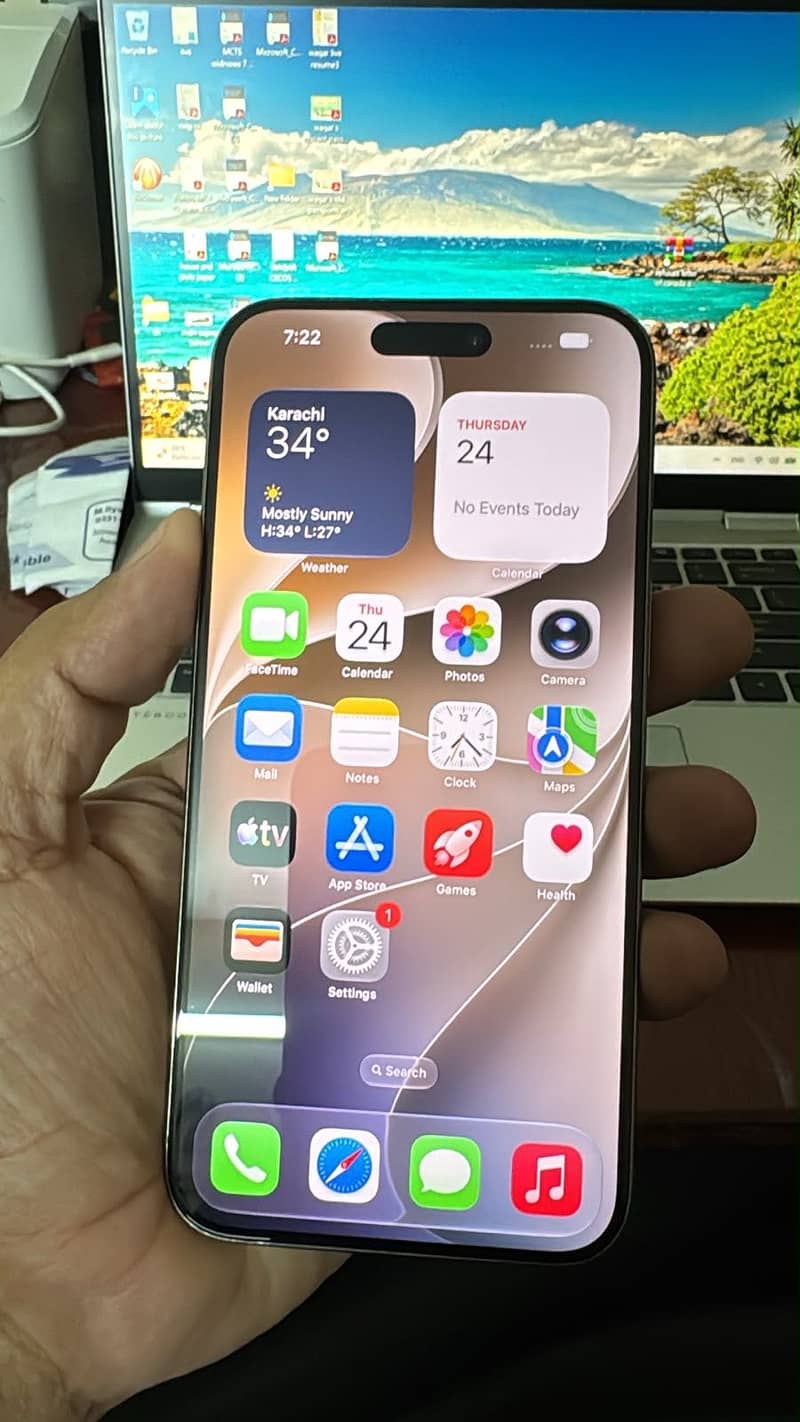 Apple iPhone 15 Pro Max 6