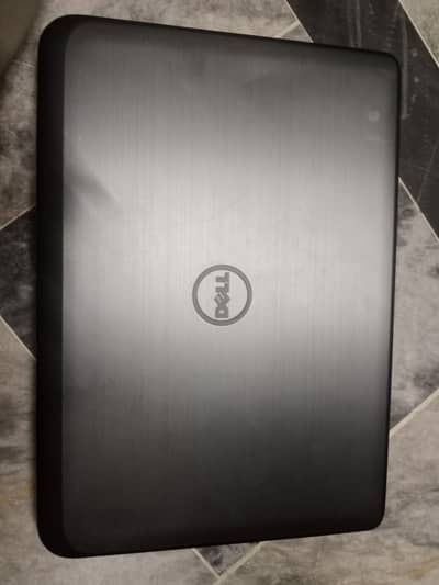 Dell i3 4rt Gen 4GB/250 GB