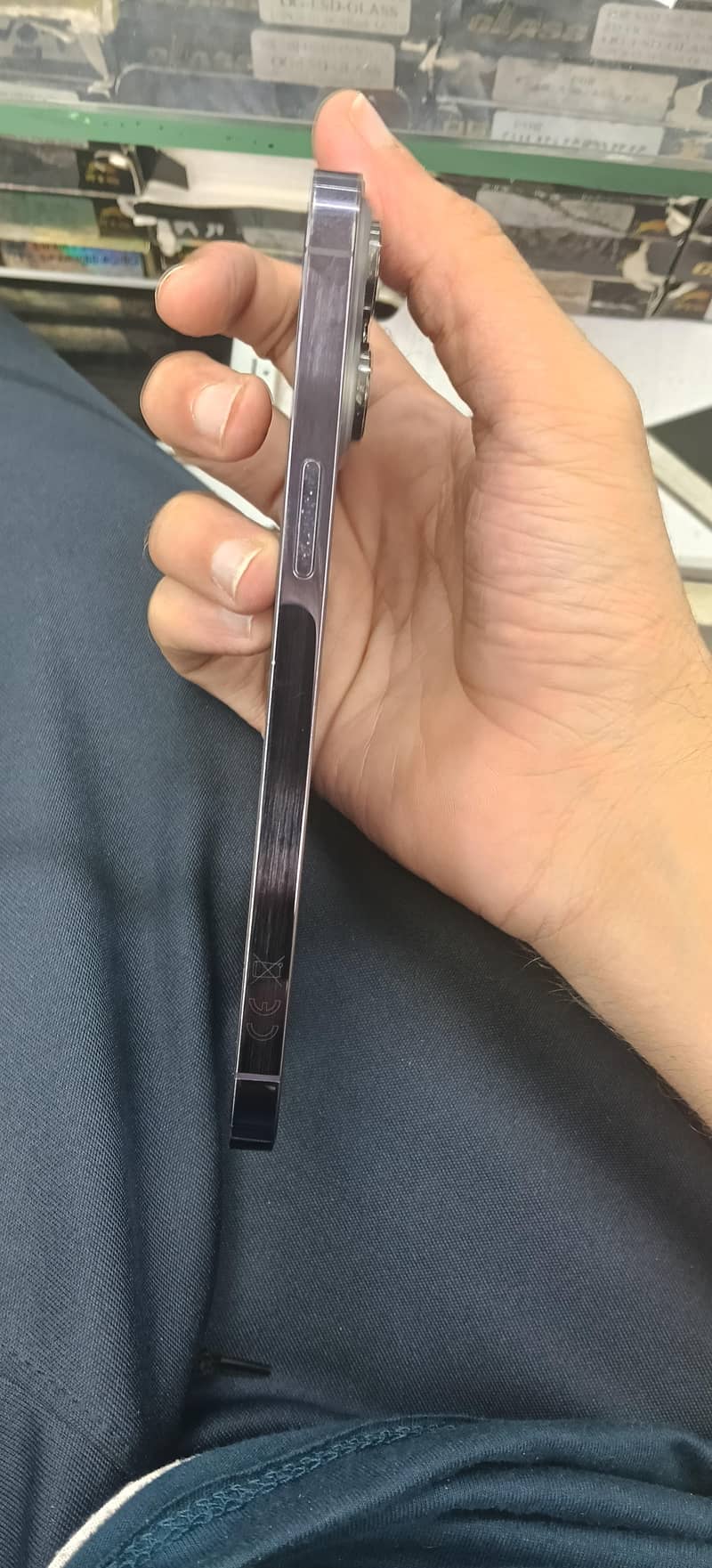 Apple iPhone 14 Pro Max 1