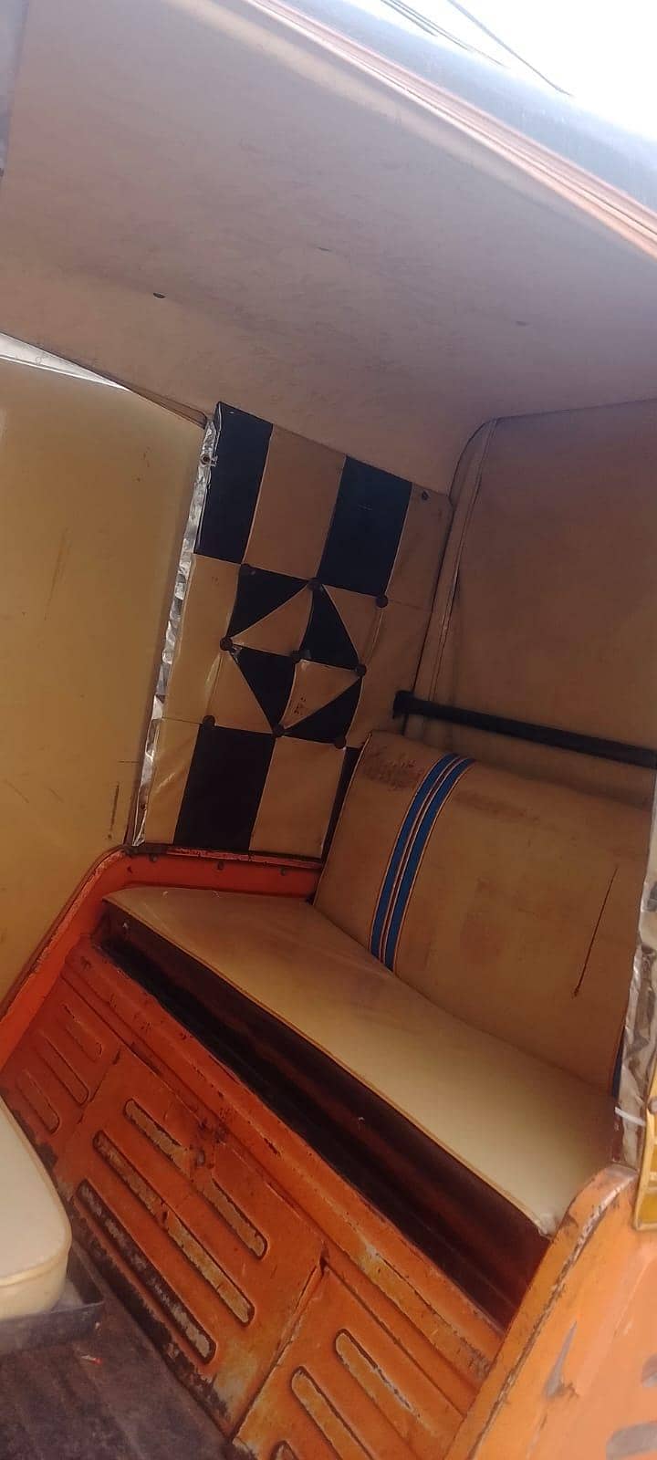 Auto Rickshaw 4