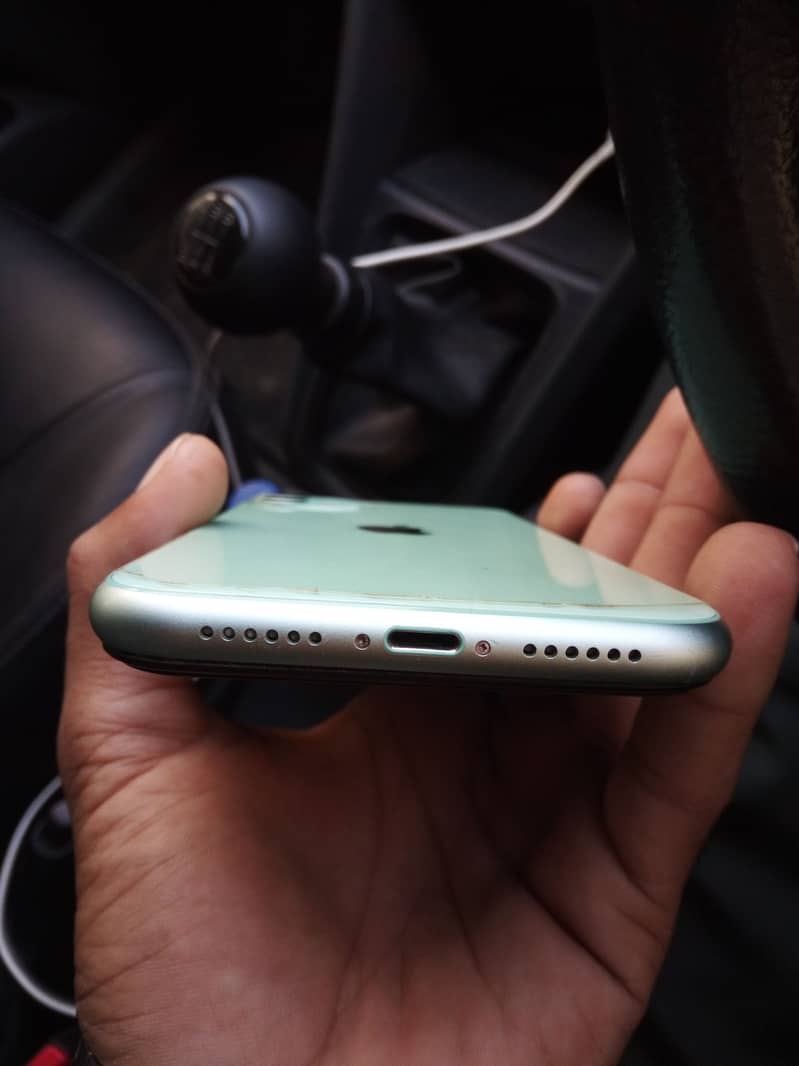 Apple iPhone 11 1