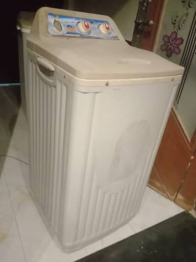 Spin Dryer avail in perfect working condition