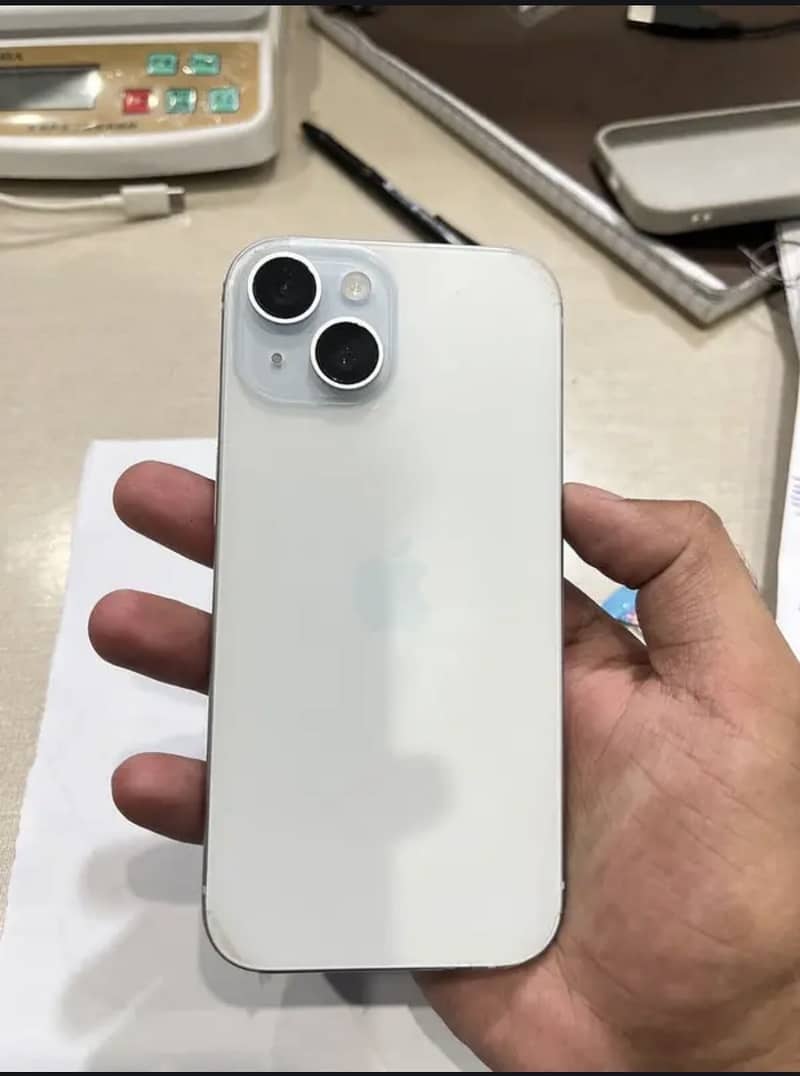 Apple iPhone 15 0