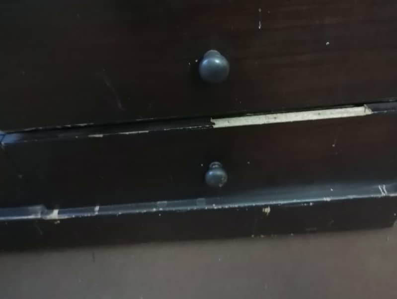 bed/ dressing /side table /foam 6