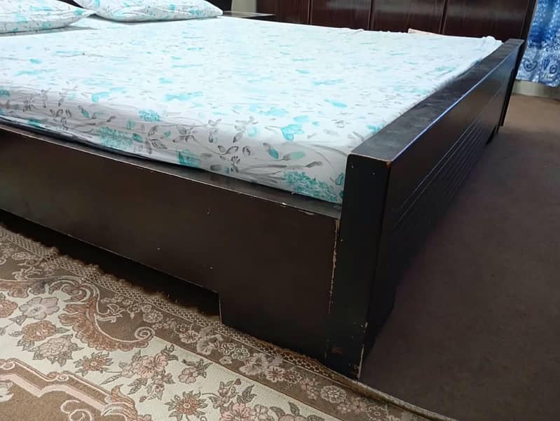 bed/ dressing /side table /foam 10