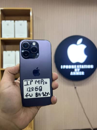 iPhone 14 Pro 128GB Factory Unlocked | 92% Battery | Water Pack