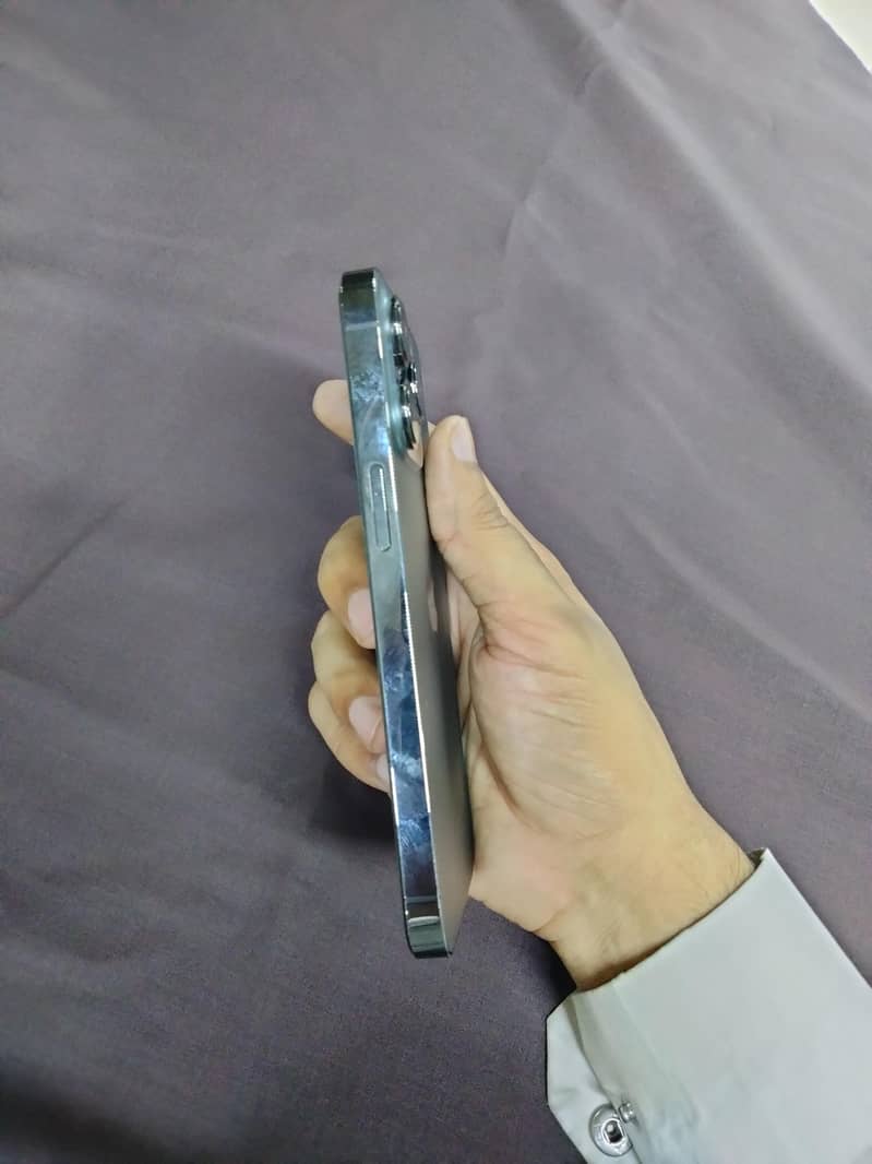 Apple iPhone 13 Pro 5