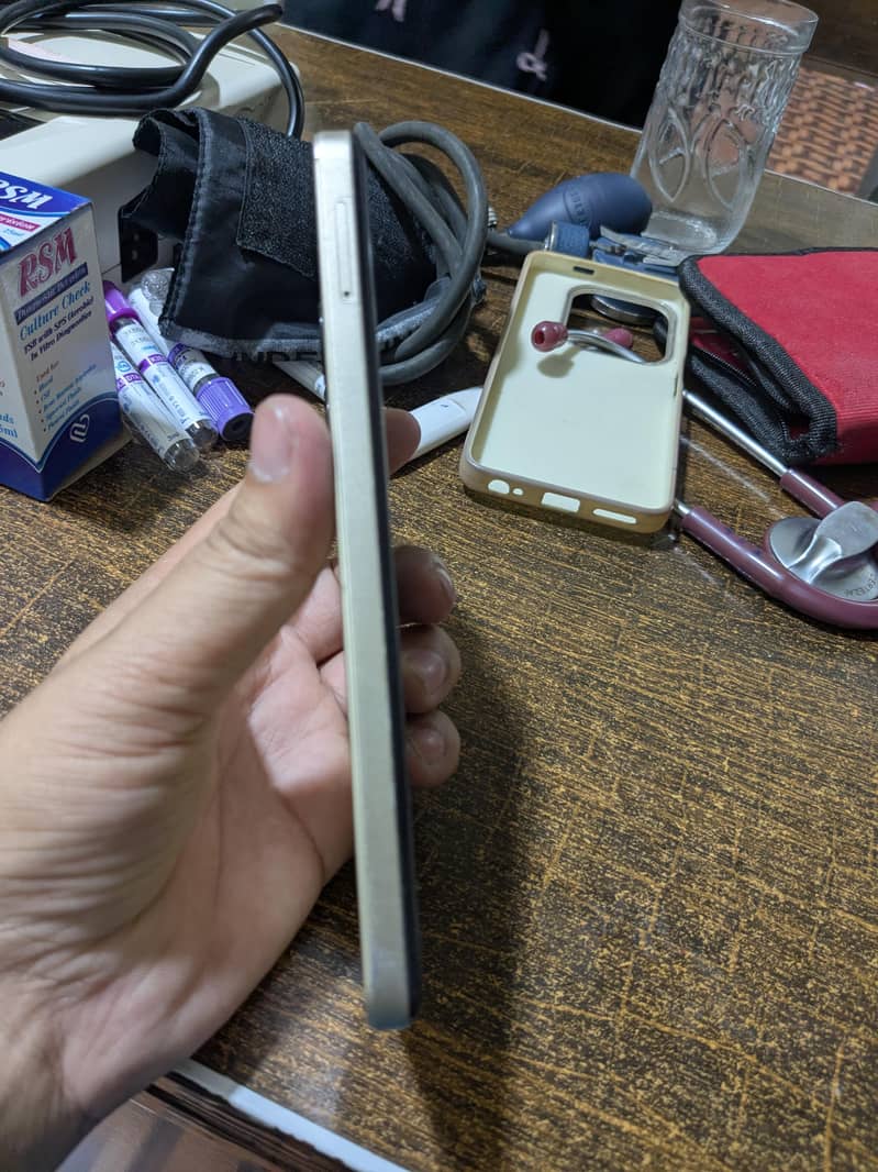 Tecno Spark 20C 13