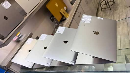 Apple MacBook Pro 2019 A2141 Core i9 8-Core 32GB 2TB 8GB Graphics 16"