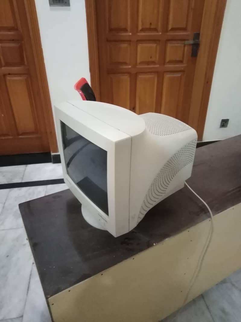 Monitor 0