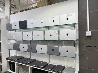 Apple MacBook Pro 2019 A2141 Core i9 8-Core 64GB 2TB 8GB Graphics 16"