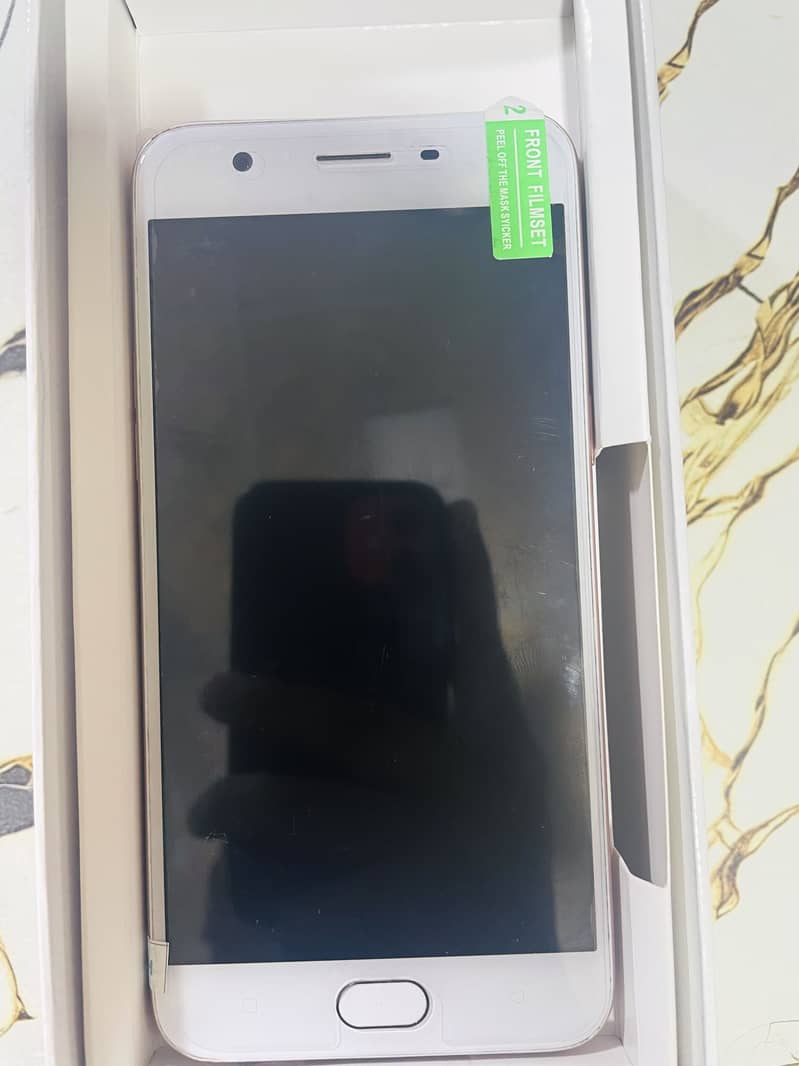 OPPO A57 2