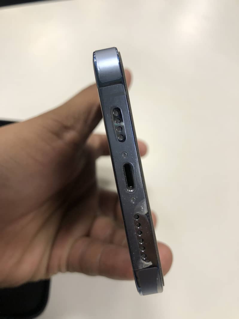 Apple iPhone 13 Pro Max 3