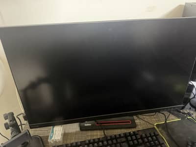 32 inches 4k Lenovo think vision