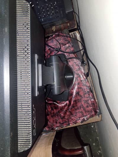 19 inches LCD for pc