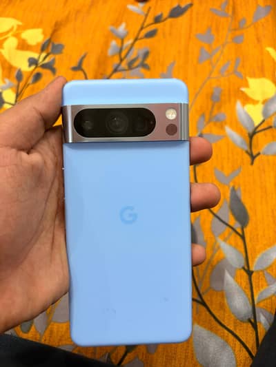 Google Pixel 8 Pro