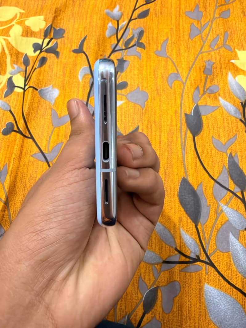 Google Pixel 8 Pro 2