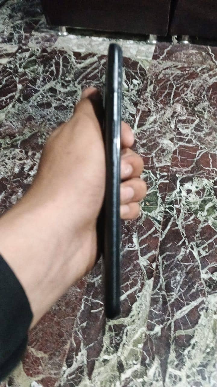OPPO A76 3